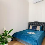 Kr16 Apartment - Hostaid
